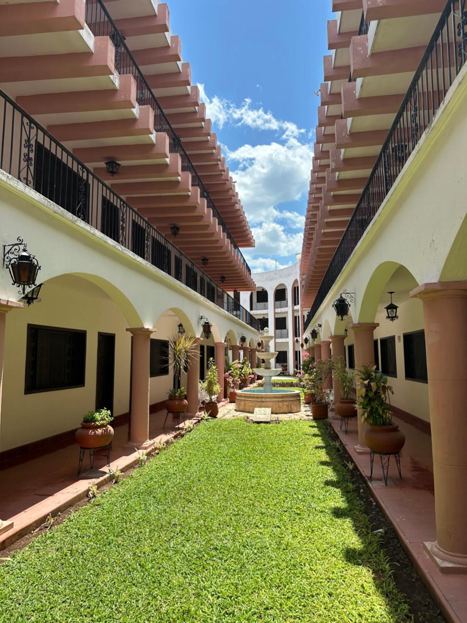 Hotel Zaci Valladolid  Ngoại thất bức ảnh